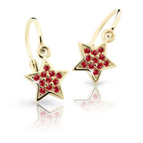 Dětské náušnice Danfil hvězdičky C2228 ze žlutého zlata s kamínky Ruby Dark, zapínání brizura