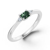 Zlatý dámský prsten DF 6207 z bílého zlata, zelený safír s diamanty